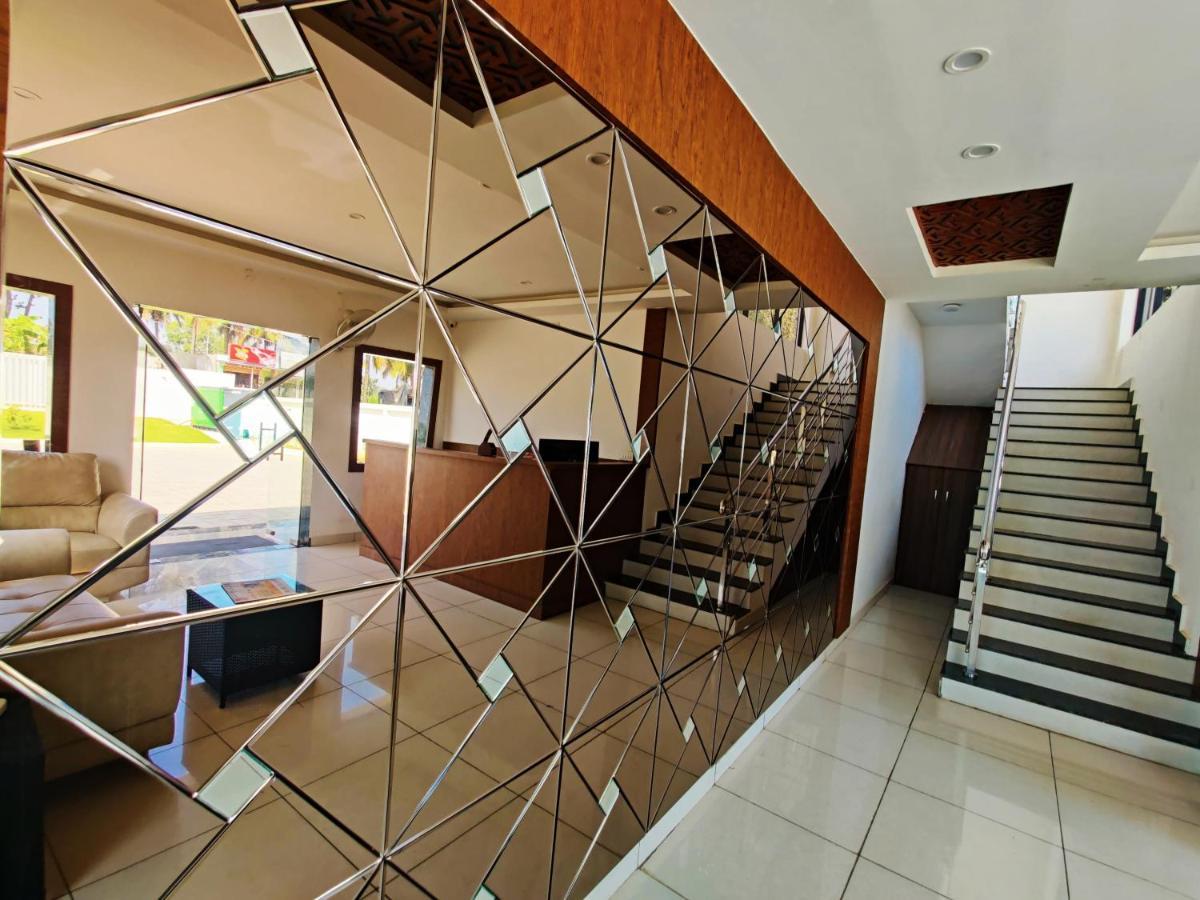 Hotel Airport City Dod Jala Εξωτερικό φωτογραφία