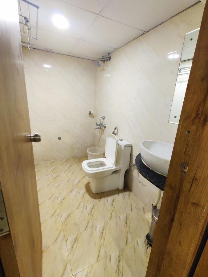 Hotel Airport City Dod Jala Εξωτερικό φωτογραφία