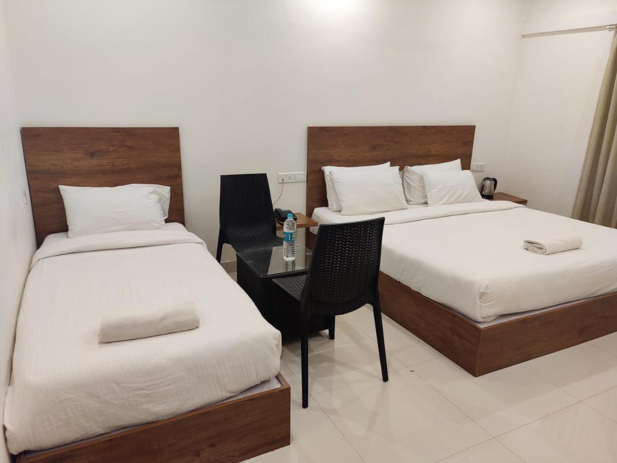 Hotel Airport City Dod Jala Εξωτερικό φωτογραφία