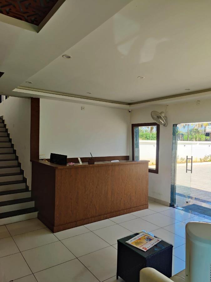 Hotel Airport City Dod Jala Εξωτερικό φωτογραφία