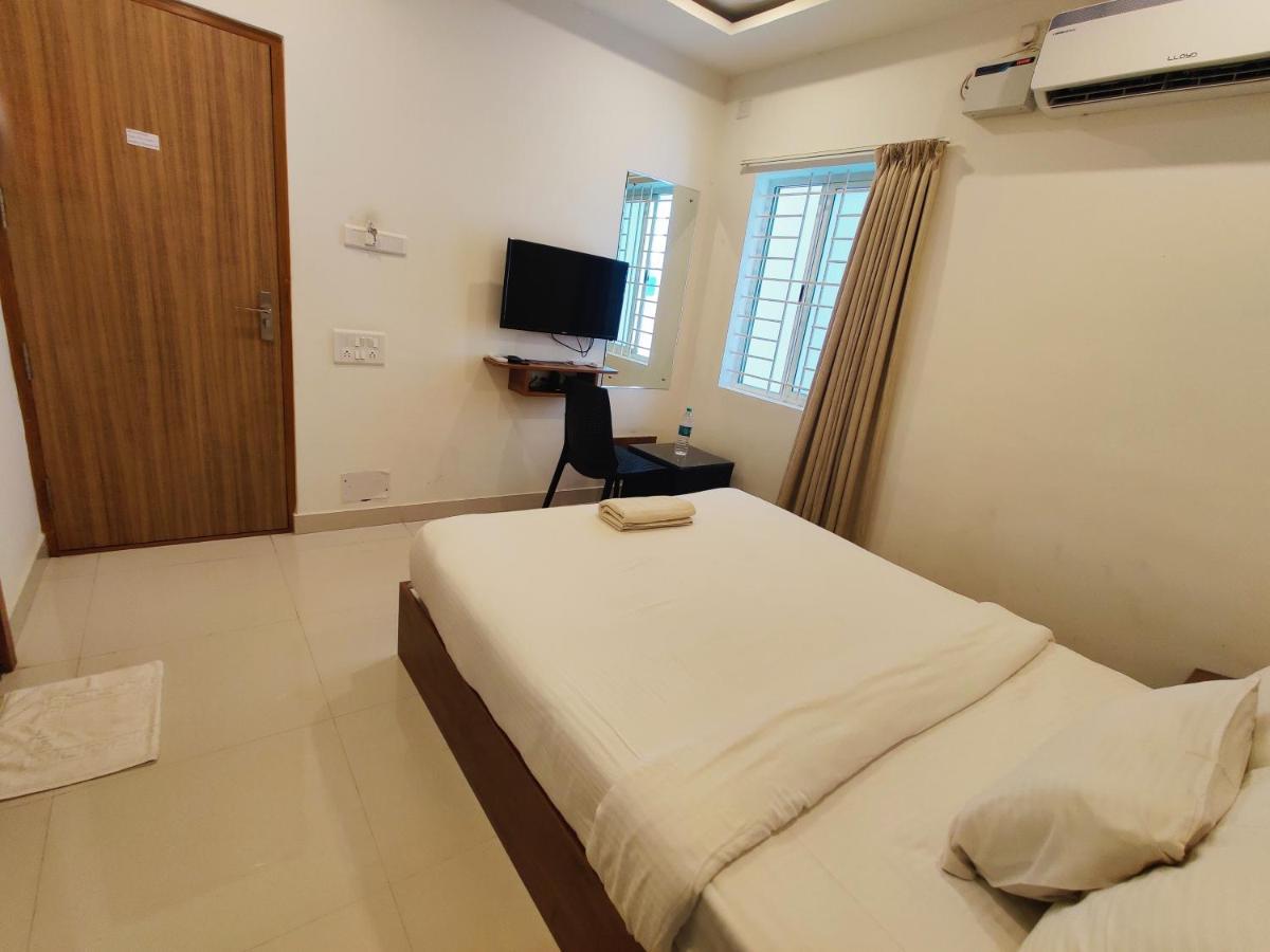 Hotel Airport City Dod Jala Εξωτερικό φωτογραφία