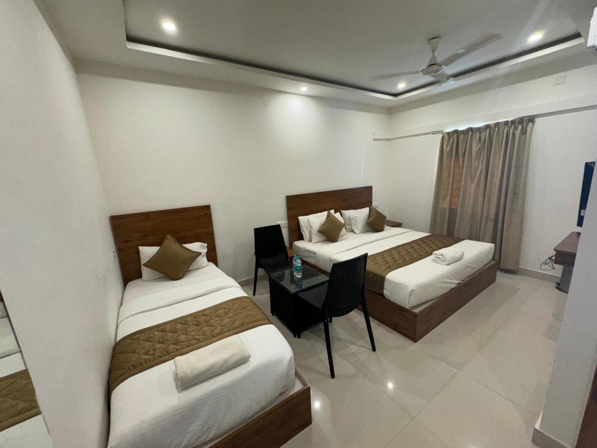 Hotel Airport City Dod Jala Εξωτερικό φωτογραφία