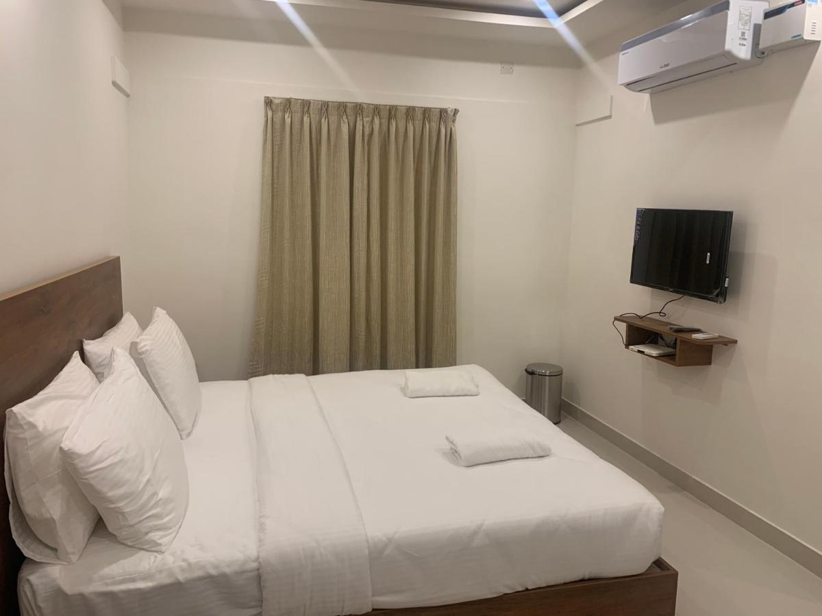 Hotel Airport City Dod Jala Εξωτερικό φωτογραφία