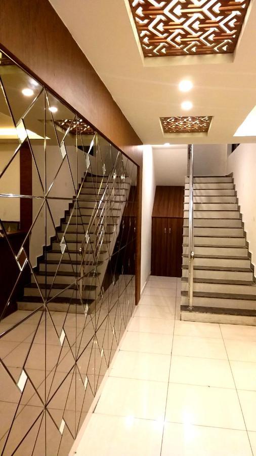 Hotel Airport City Dod Jala Εξωτερικό φωτογραφία