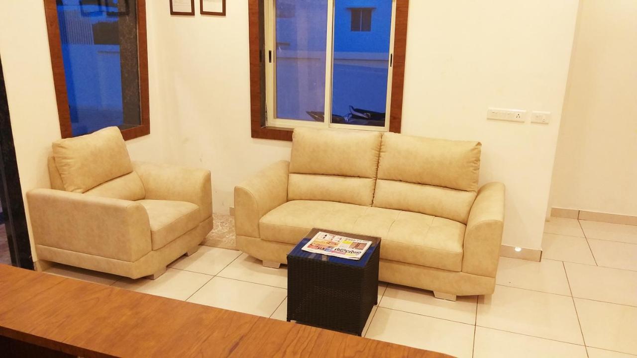 Hotel Airport City Dod Jala Εξωτερικό φωτογραφία